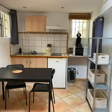 La Tiny House Yourhosthelper Apartment Narbonne