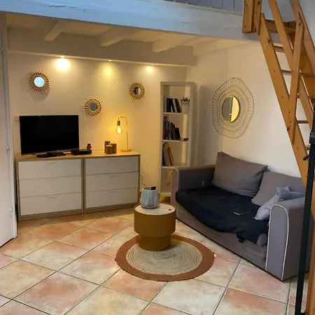 La Tiny House Yourhosthelper * Narbonne