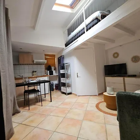La Tiny House Narbonne - Proche Les Grands Buffets 아파트 나르본