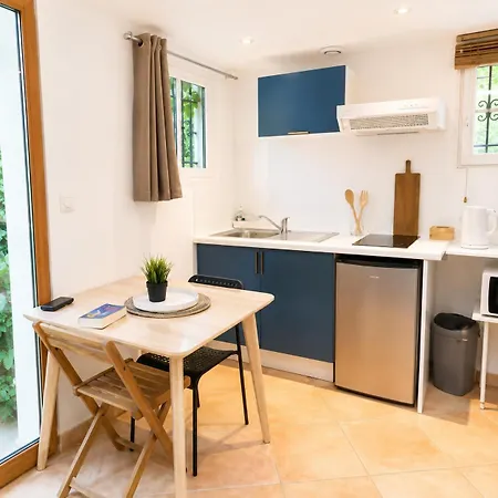 Apartment La Tiny House Narbonne - Proche Les Grands Buffets Narbonne