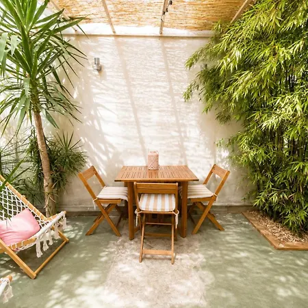 La Tiny House Narbonne - Proche Les Grands Buffets Apartment
