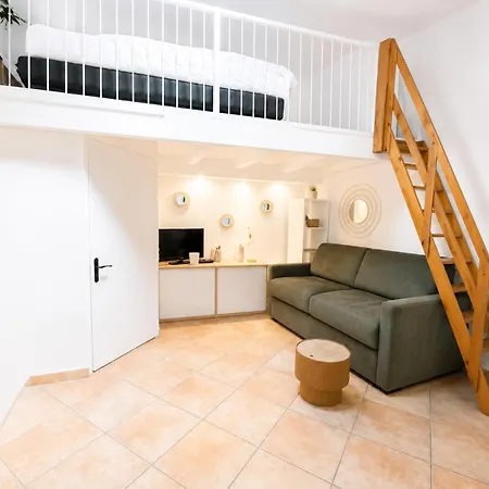 La Tiny House Narbonne - Proche Les Grands Buffets Apartment *